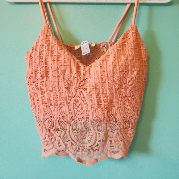 Lace Crop Top - Picture 1 of 1